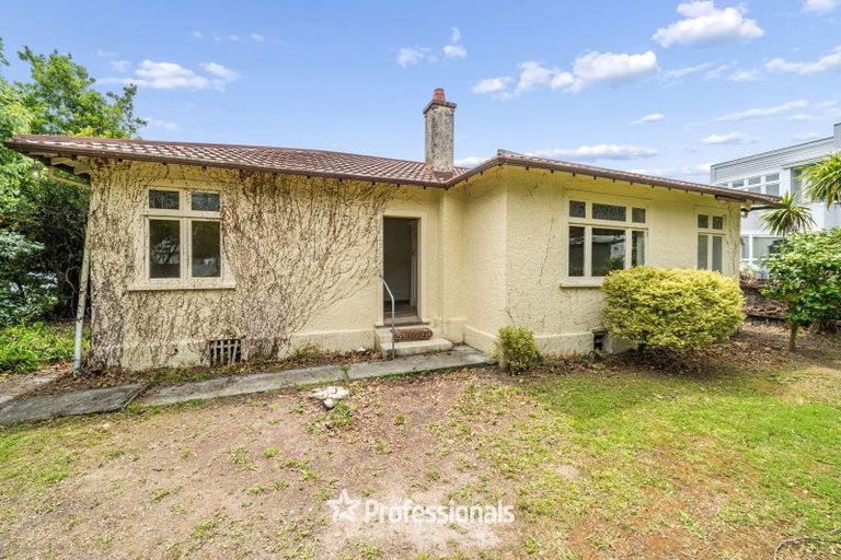 Photo of property in 37 Hardy Street, Waterloo, Lower Hutt, 5011