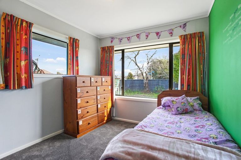 Photo of property in 22 Tuckers Road, Redwood, Christchurch, 8051