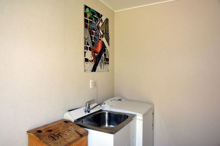 Photo of property in 82 Shields Street, Clyde, 9330