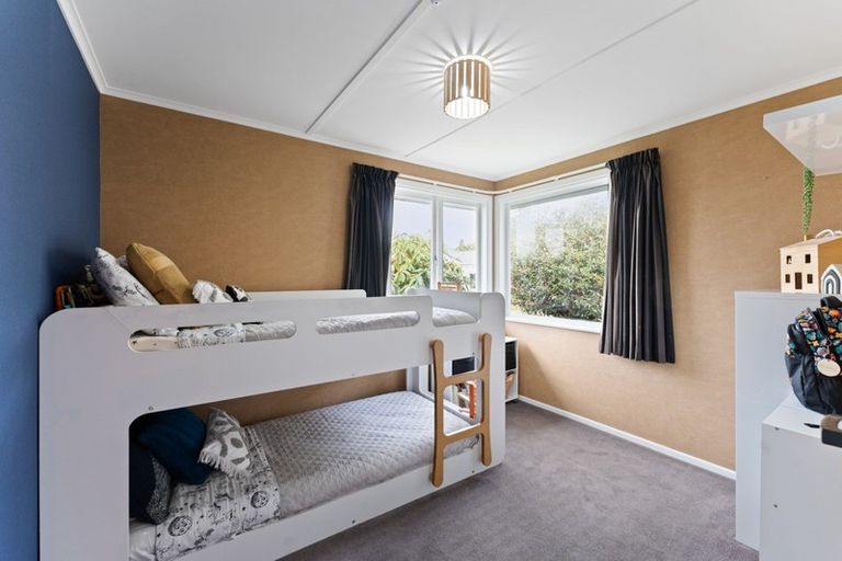 Photo of property in 22 Cordelia Street, Stratford, 4332