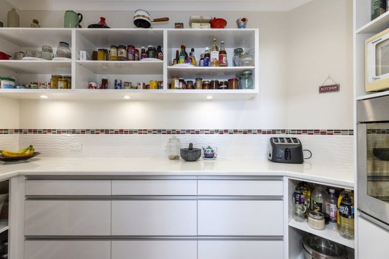 Photo of property in 7 Magnolia Rise, Waipahihi, Taupo, 3330