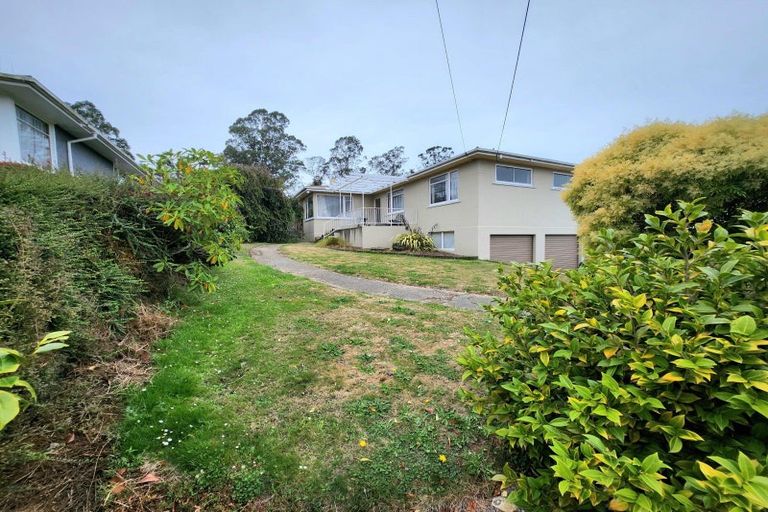 Photo of property in 16 Oxford Street, Holmes Hill, Oamaru, 9401