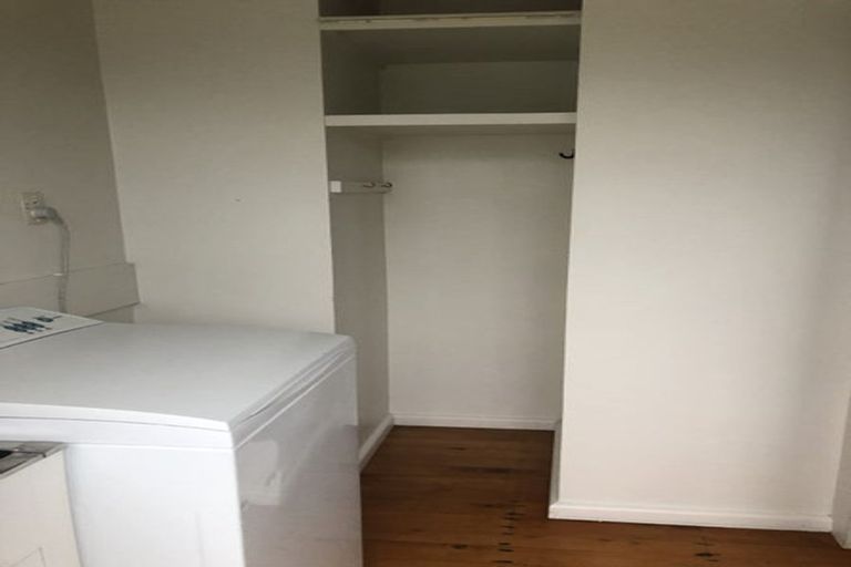 Photo of property in 122 Estuary Road, South New Brighton, Christchurch, 8062