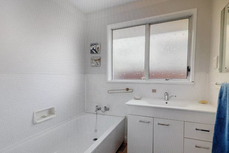 Photo of property in 1/18 Powell Crescent, Ilam, Christchurch, 8041