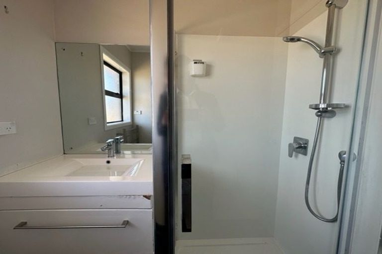 Photo of property in 18 President Avenue, Papakura, 2110