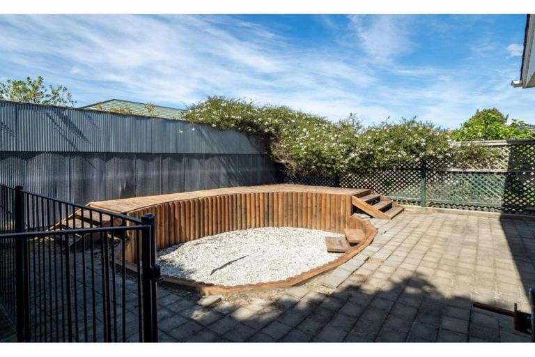 Photo of property in 83 Stanbury Avenue, Somerfield, Christchurch, 8024