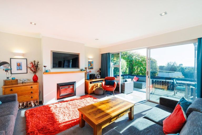 Photo of property in 15 Mountain View Road, Fitzherbert, Palmerston North, 4410