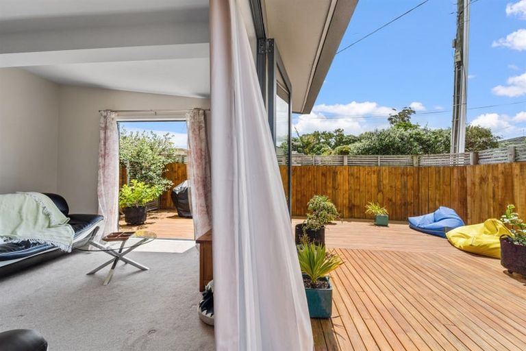 Photo of property in 11a Brandon Road, Manly, Whangaparaoa, 0930