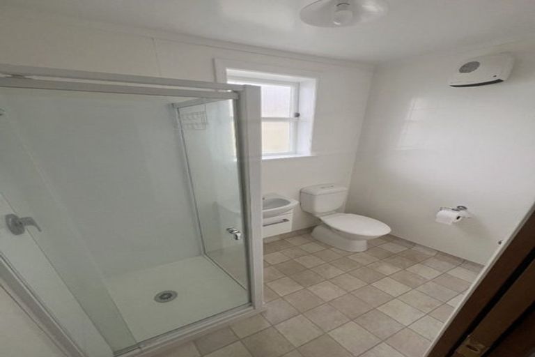 Photo of property in 38a Connaught Terrace, Brooklyn, Wellington, 6021