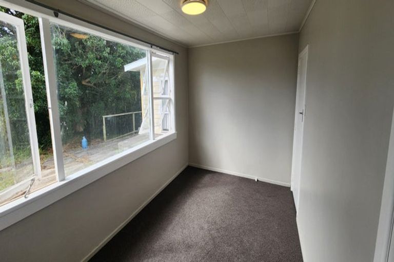 Photo of property in 10 George Street, Waitara, 4320