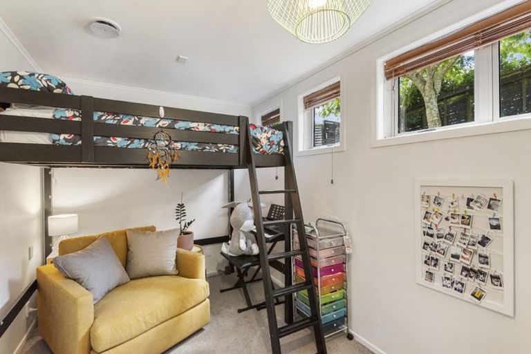 Photo of property in 8 Willow Avenue, Birkenhead, Auckland, 0626