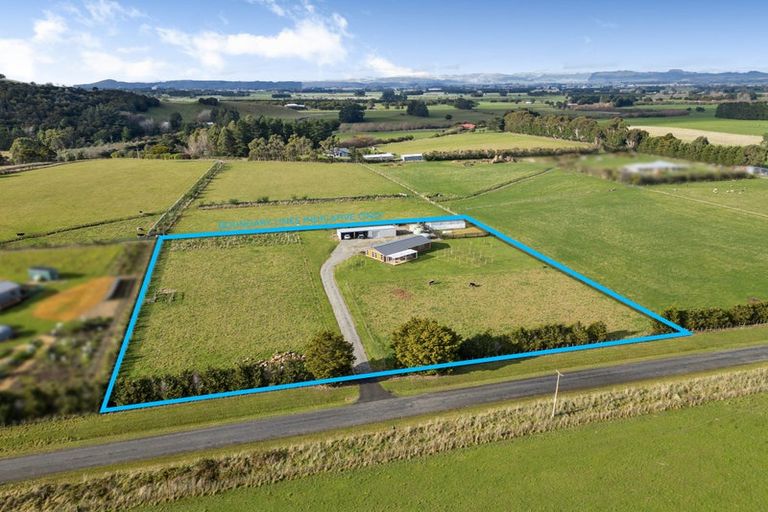 Photo of property in 440 Haringa Road, Carrington, Carterton, 5791