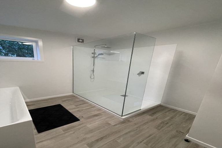 Photo of property in 57 Laingholm Drive, Laingholm, Auckland, 0604