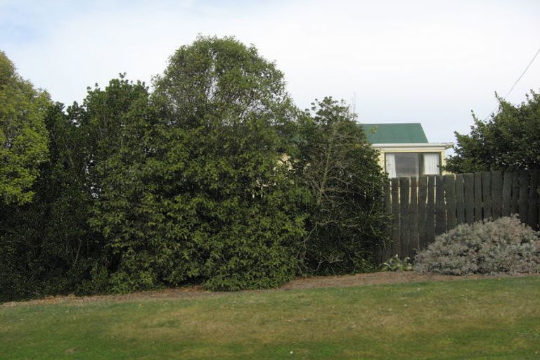 Photo of property in 21 Magdala Street, Kakanui, Oamaru, 9495