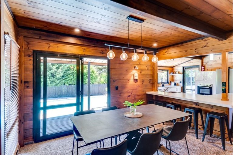 Photo of property in 15 Ritchie Place, Havelock North, 4130