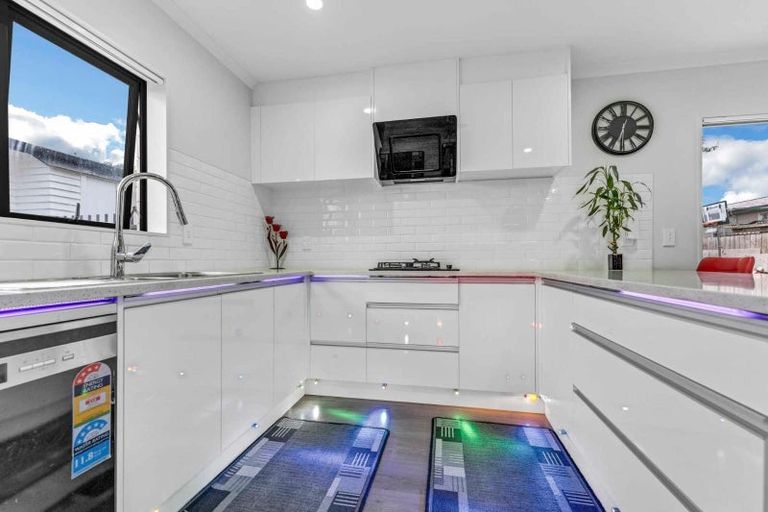 Photo of property in 14a Harrow Place, Manurewa, Auckland, 2102