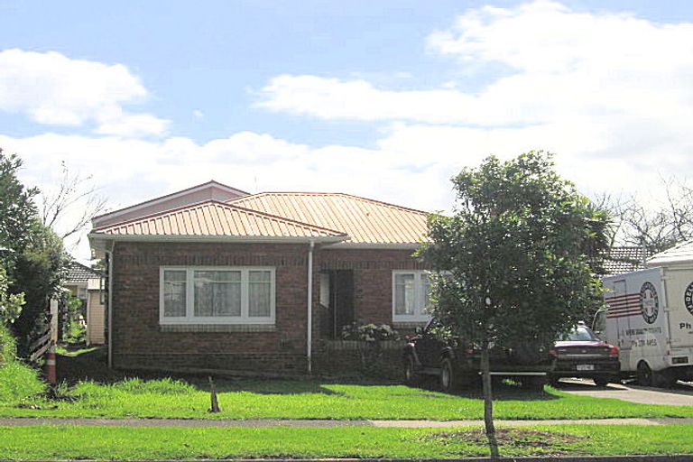 Photo of property in 1/168 Rangitoto Road, Papatoetoe, Auckland, 2025