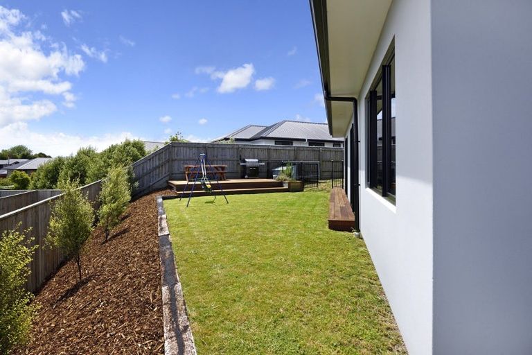 Photo of property in 50 Katania Heights, Brightwater, 7022