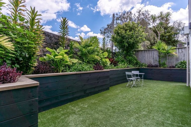 Photo of property in 225 East Coast Road, Campbells Bay, Auckland, 0620