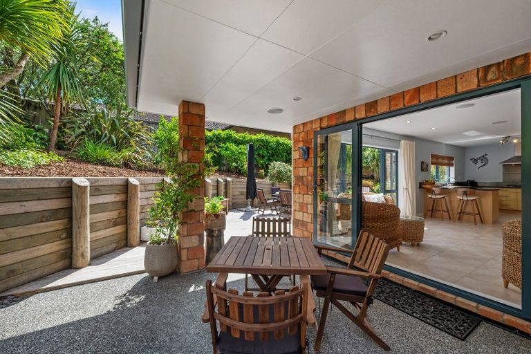 Photo of property in 6 Carol Lee Place, Albany Heights, Auckland, 0632