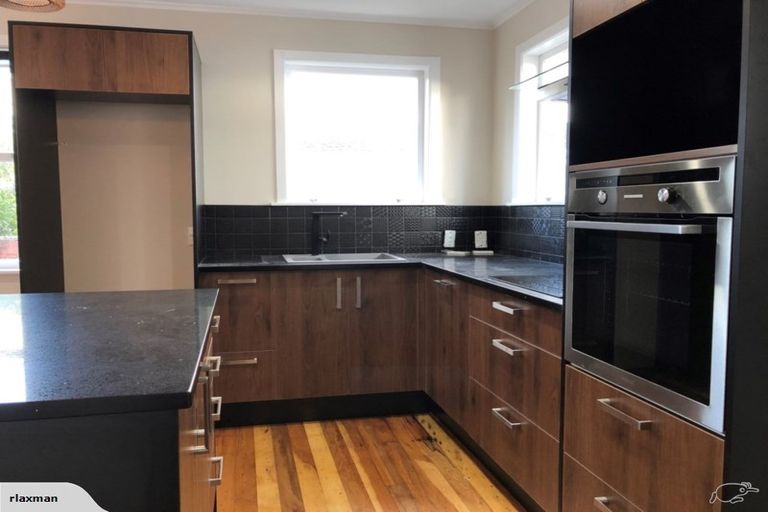 Photo of property in 496 Don Buck Road, Massey, Auckland, 0614