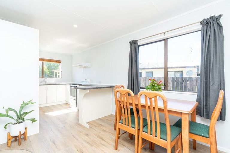 Photo of property in 22a Odlin Crescent, Nawton, Hamilton, 3200