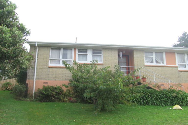 Photo of property in 1 Carbine Place, Ascot Park, Porirua, 5024