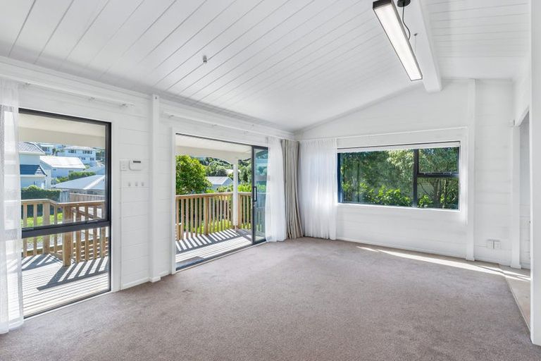 Photo of property in 30 Middleton Road, Johnsonville, Wellington, 6037