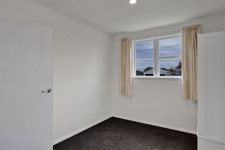Photo of property in 29 Wilson Street, Waverley, 4510