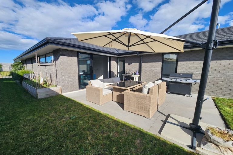 Photo of property in 11 Wawai Drive, Papamoa Beach, Papamoa, 3118