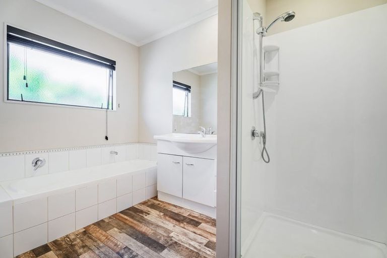 Photo of property in 9 Jacaranda Drive, Whitianga, 3510