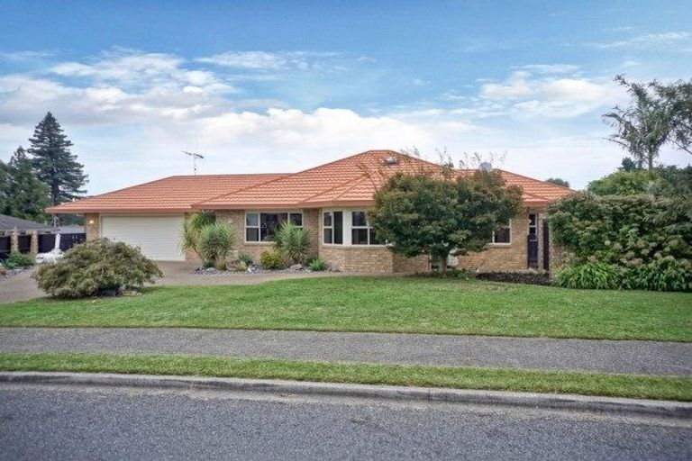 Photo of property in 53 Fairview Place, Te Puke, 3119