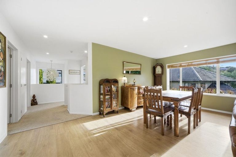 Photo of property in 11a Langana Avenue, Browns Bay, Auckland, 0630