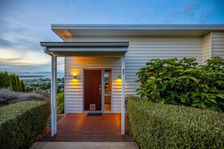 Photo of property in 33 Pinnacle Place, Wakatu, Nelson, 7011