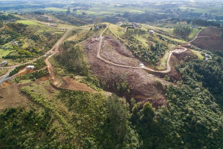 Photo of property in 2 Pineland Drive, Turitea, Palmerston North, 4472