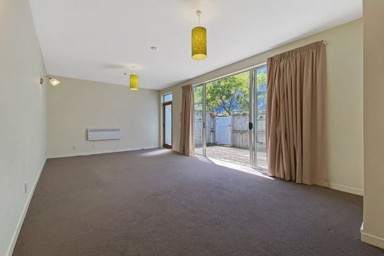 Photo of property in 9/30 Hanson Street, Mount Cook, Wellington, 6021