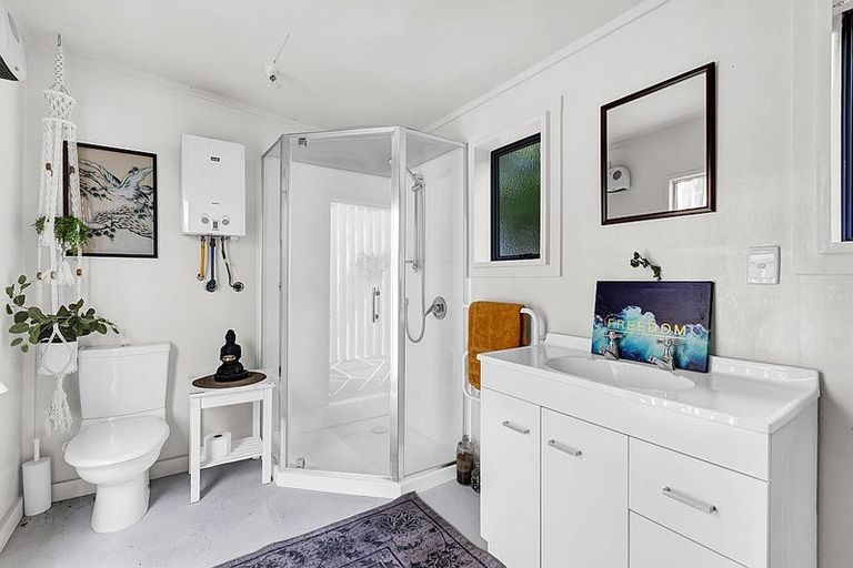 Photo of property in 26 Leicester Street, Patea, 4520