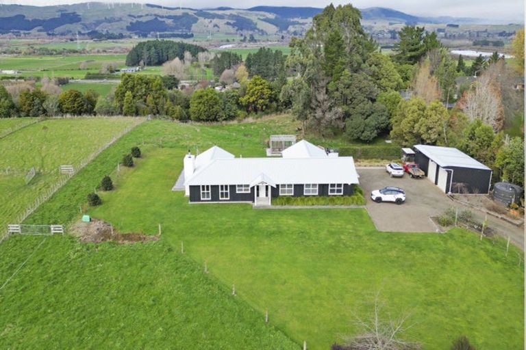 Photo of property in 172 Hendersons Line, Kelvin Grove, Palmerston North, 4470