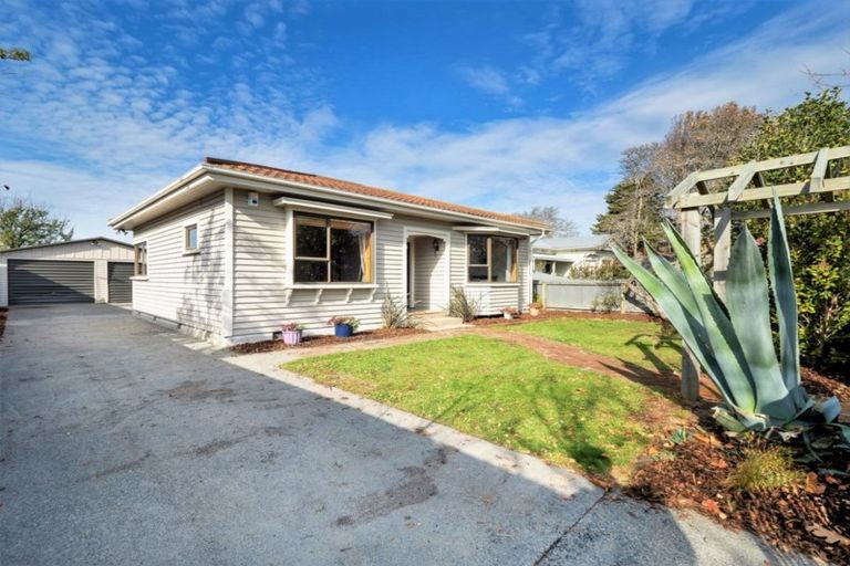 Photo of property in 18 Tilford Street, Woolston, Christchurch, 8062