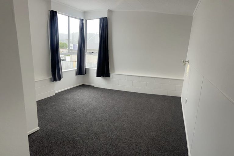 Photo of property in 17 Wolfe Street, Regent, Whangarei, 0112