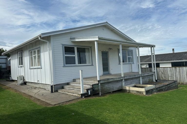 Photo of property in 10 Jackson Street, Waitara, 4320