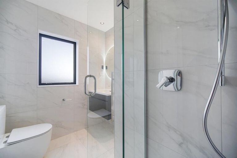 Photo of property in 126c Coronation Road, Hillcrest, Auckland, 0627