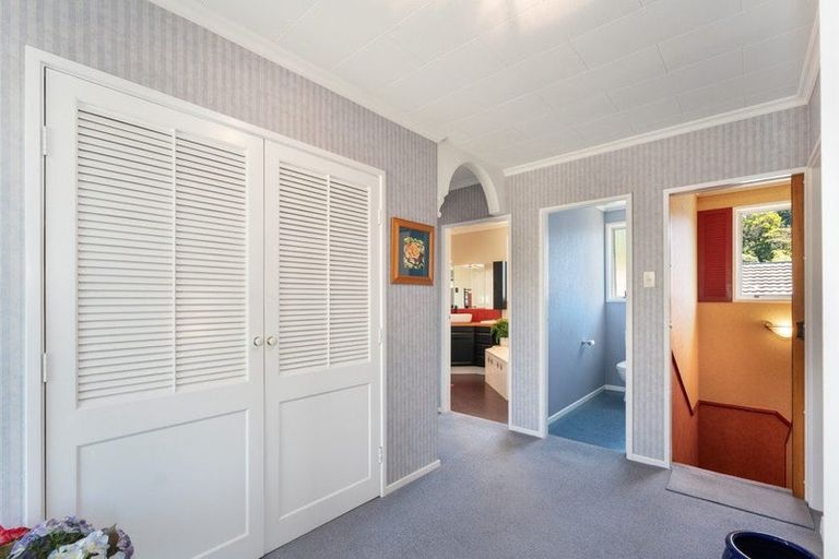 Photo of property in 1 Dunrobin Grove, Silverstream, Upper Hutt, 5019