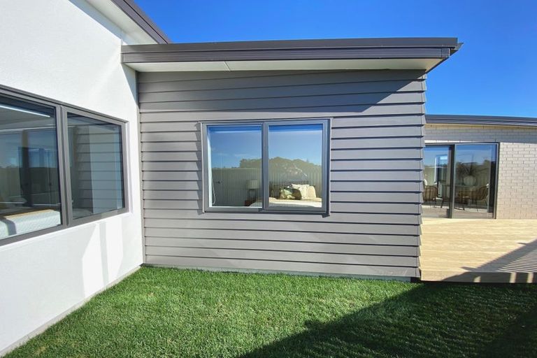 Photo of property in 12 Rehua Way, Papamoa, 3118