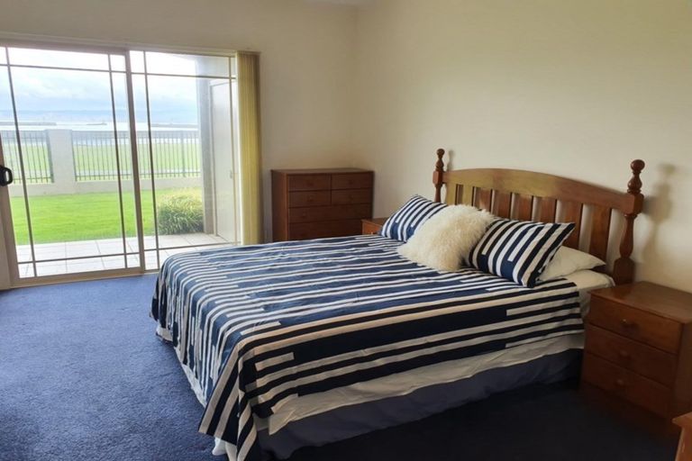 Photo of property in Harbour View, 3/100 Customhouse Street, Gisborne, 4010