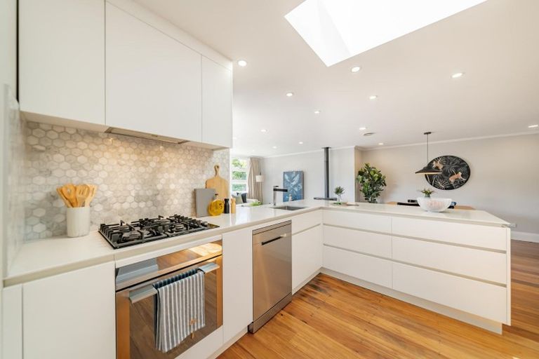 Photo of property in 9 Cudby Street, Woburn, Lower Hutt, 5011