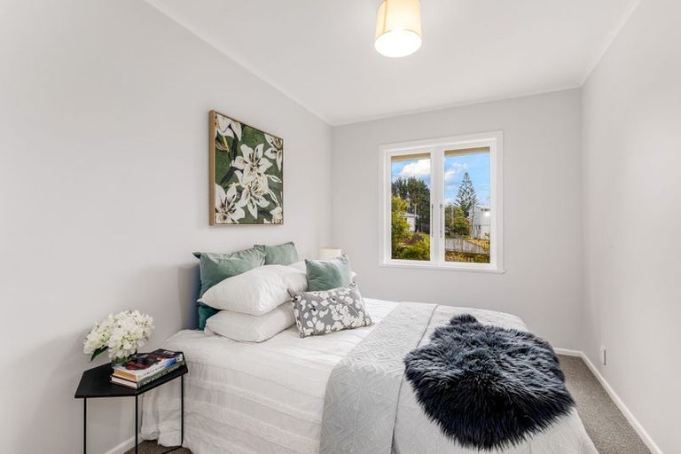 Photo of property in 43 Leicester Street, Cannons Creek, Porirua, 5024