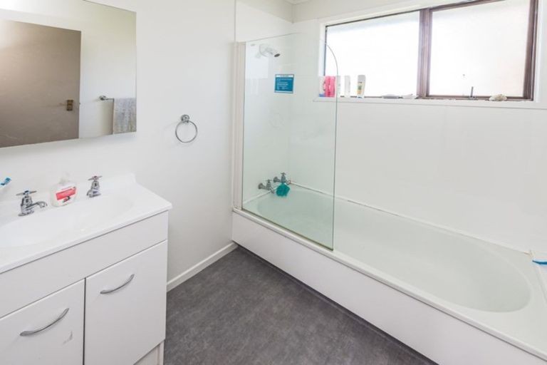 Photo of property in 201 Puriri Street, Castlecliff, Whanganui, 4501