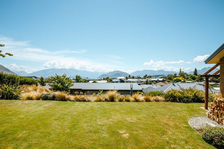 Photo of property in 62 West Meadows Drive, Wanaka, 9305