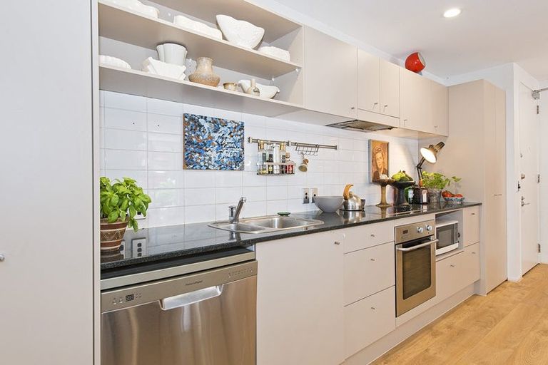 Photo of property in 1d/2 Dickens Street, Grey Lynn, Auckland, 1021